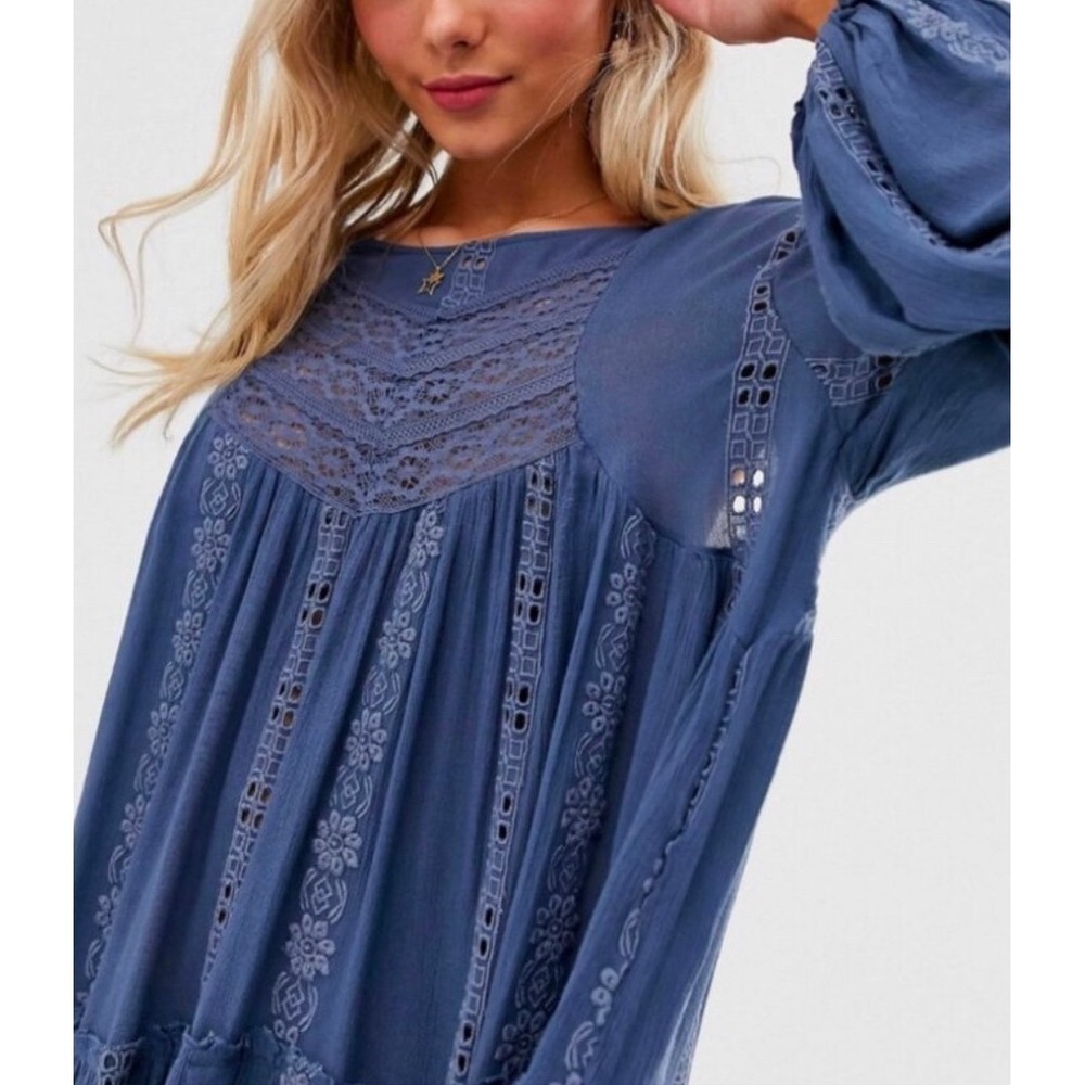 Free People Kiss Kiss Blue Prairie Lace Embroidered Flowy Boho Top Small - Picture 5 of 9